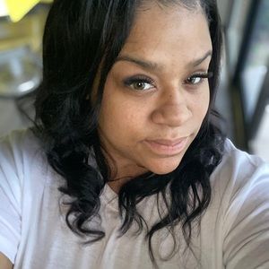 Meet your Posher, Laniesha